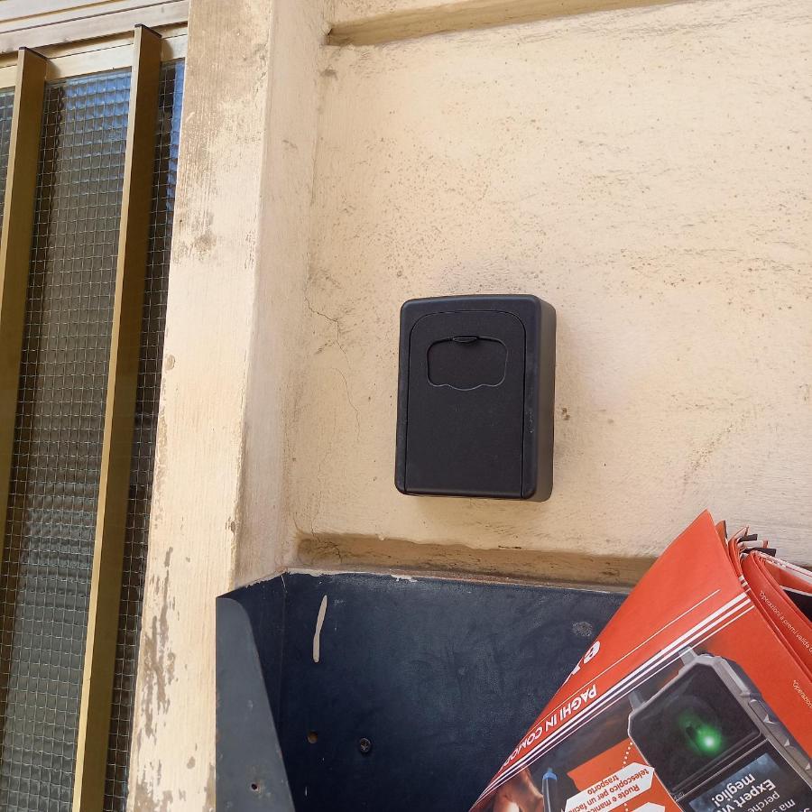 Il Nido Di Mamma E Babbo Apartment Civitavecchia Luaran gambar